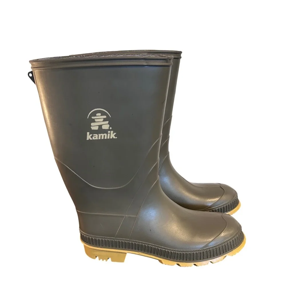 Kamik STOMP Waterproof Rain Boots Big Kids 6 Grey Olive Green Lug Sole Gorpcore